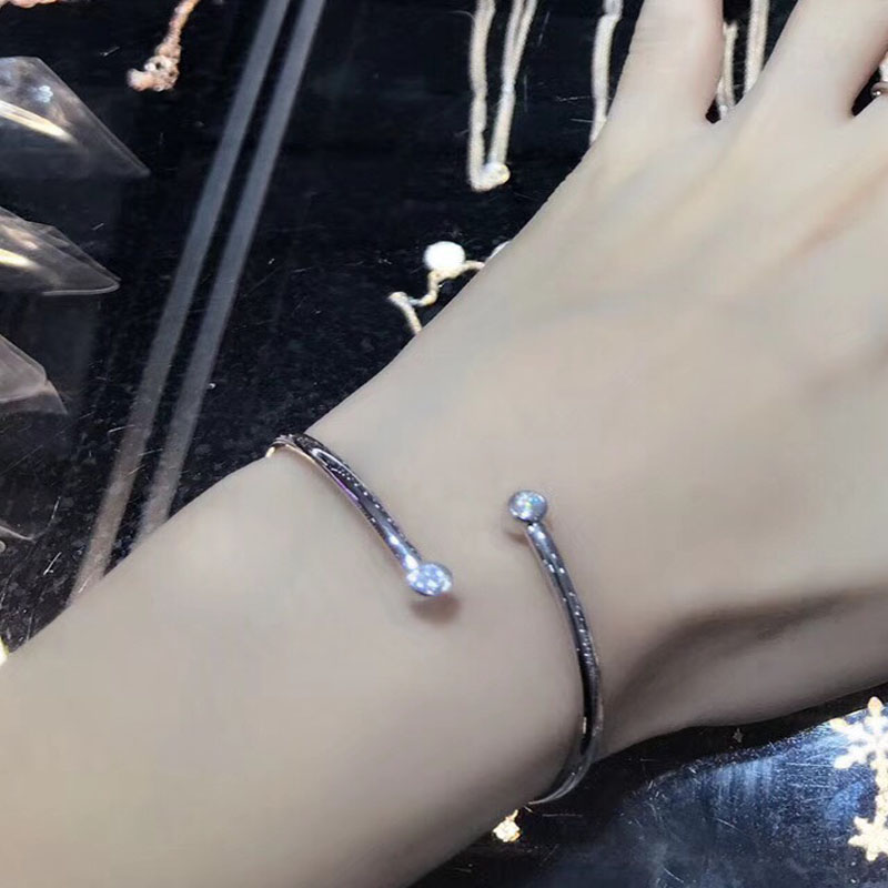 TI- B003 BRACELETS