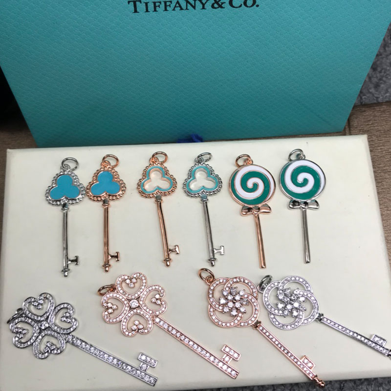 TI- N027 NECKLACE