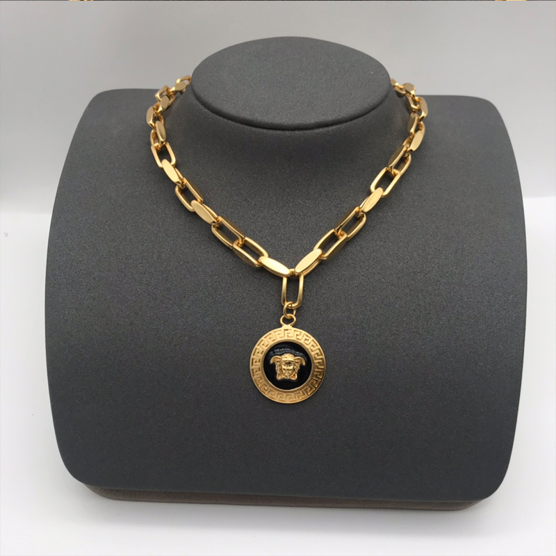 VE-N009 Necklace