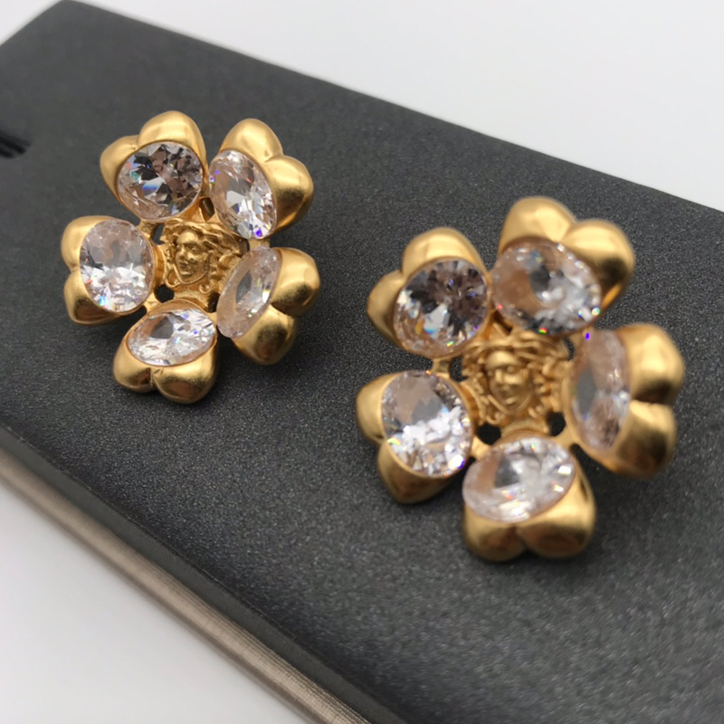 VE-E011 Earring