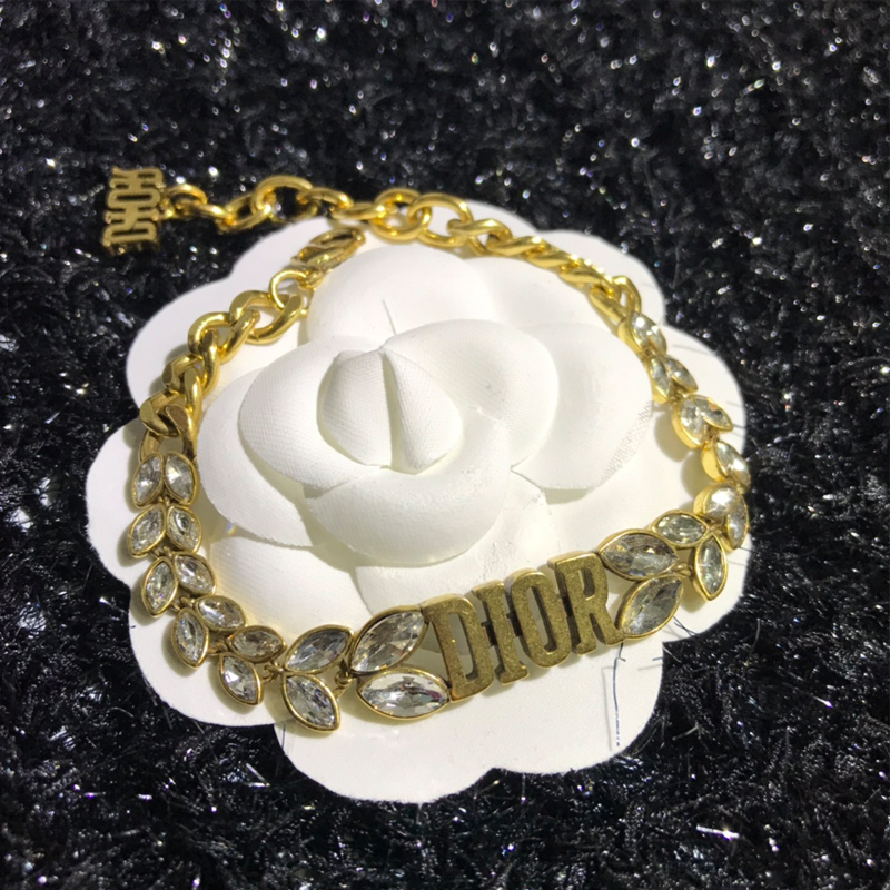 DI-B003 BRACELETS