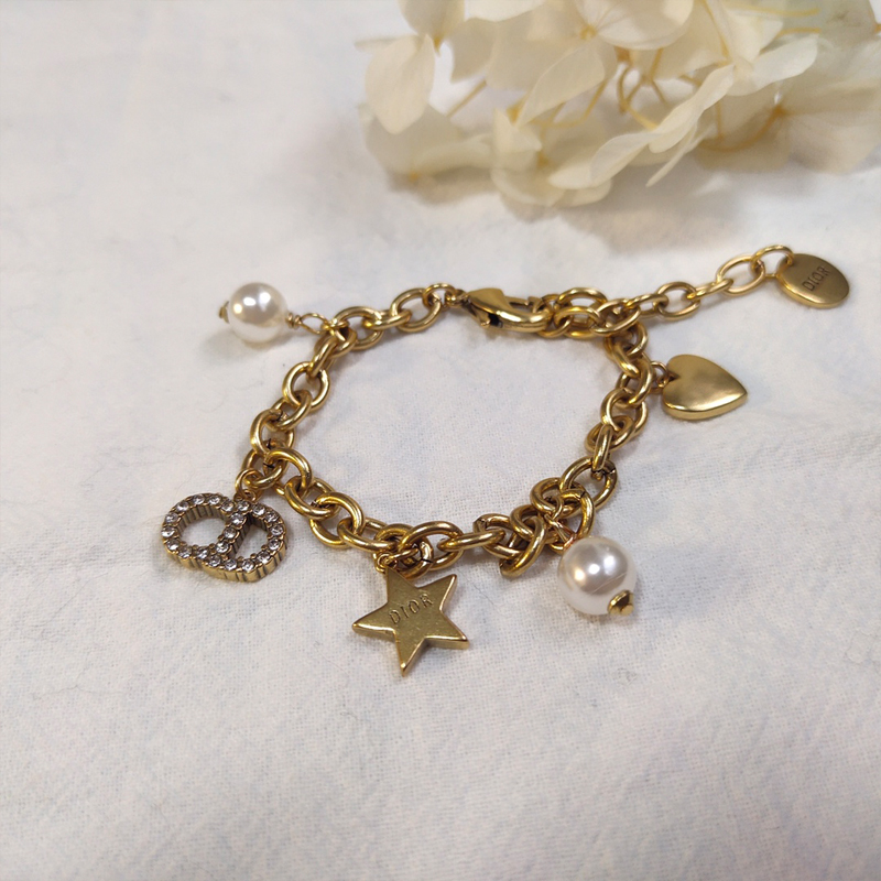 DI-B023 BRACELETS