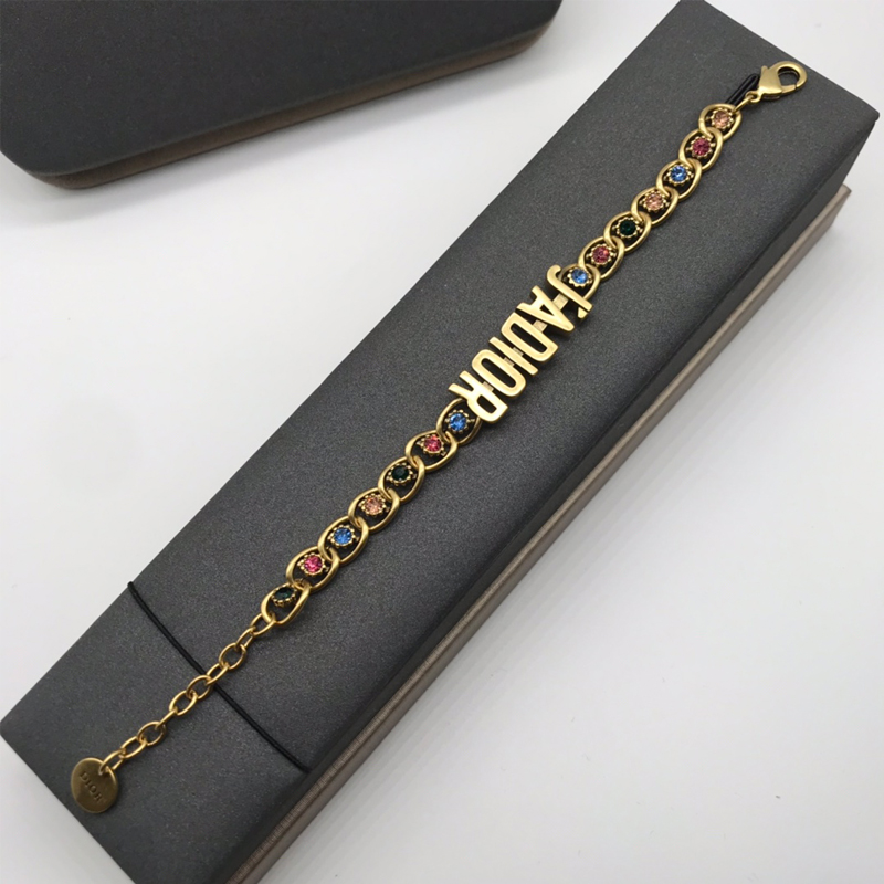 DI-B025 BRACELETS