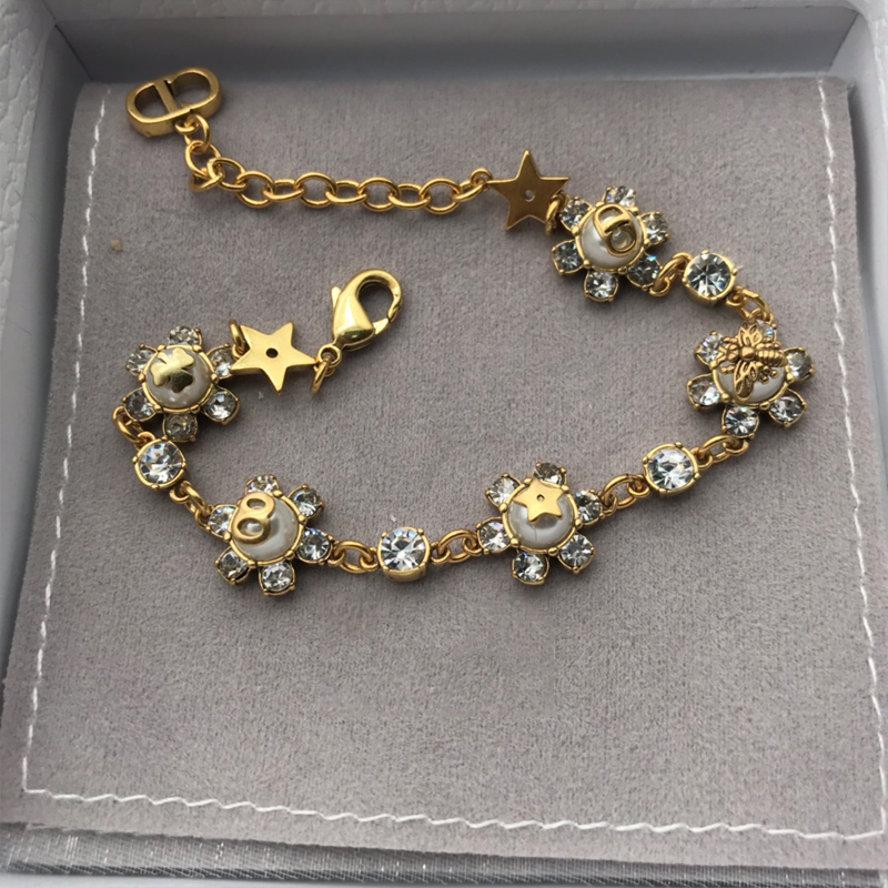 DI-B052 BRACELETS