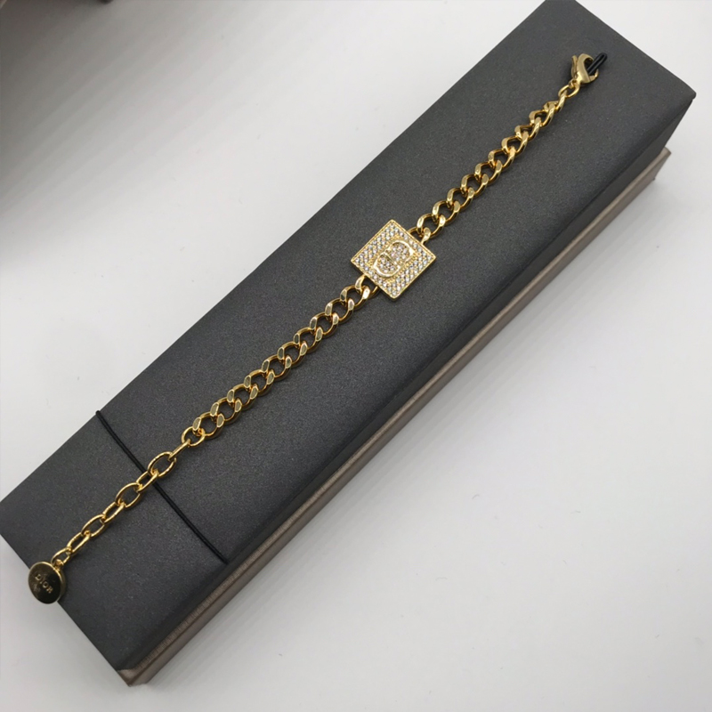 DI-B056 BRACELETS