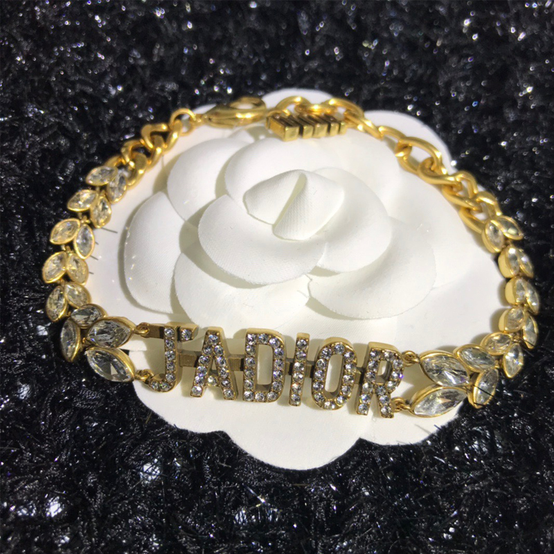 DI-B060 BRACELETS