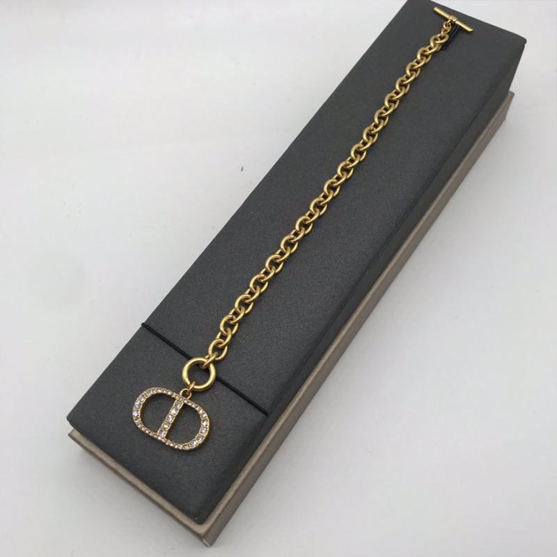 DI-B062 BRACELETS