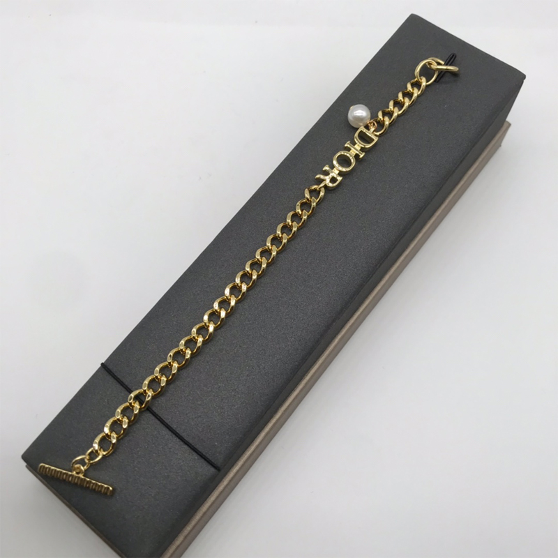 DI-B063 BRACELETS