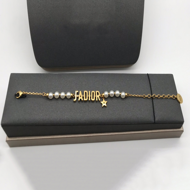 DI-B066 BRACELETS