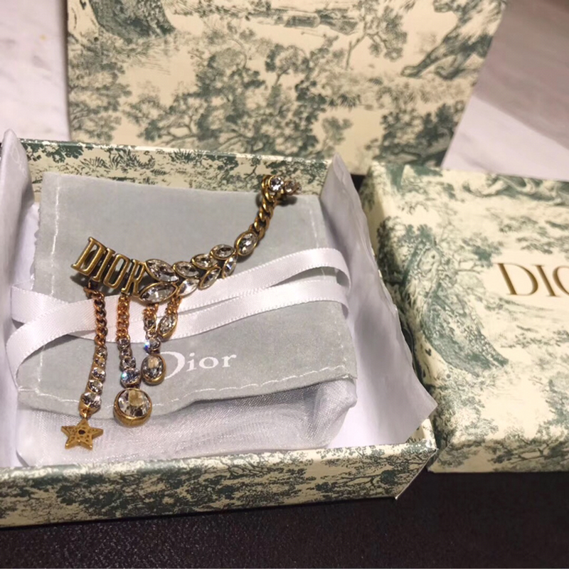 DI-E009 EARRING