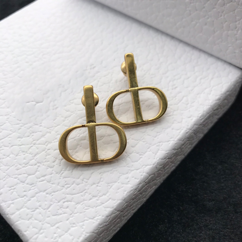 DI-E030 EARRING