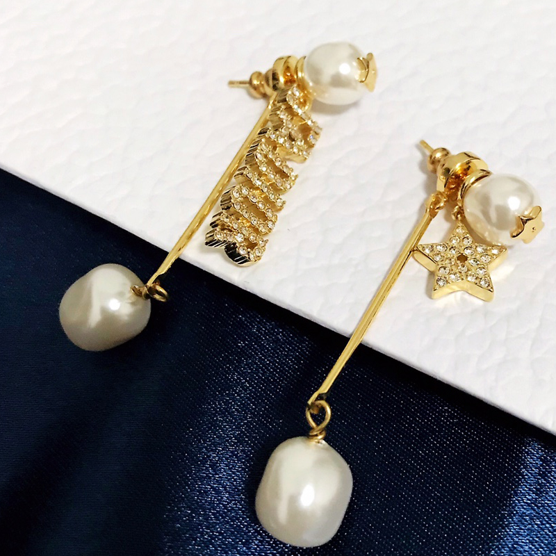 DI-E043 EARRING