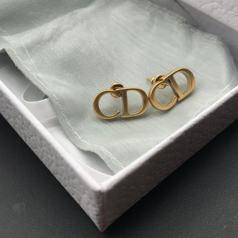 DI-E056 EARRING