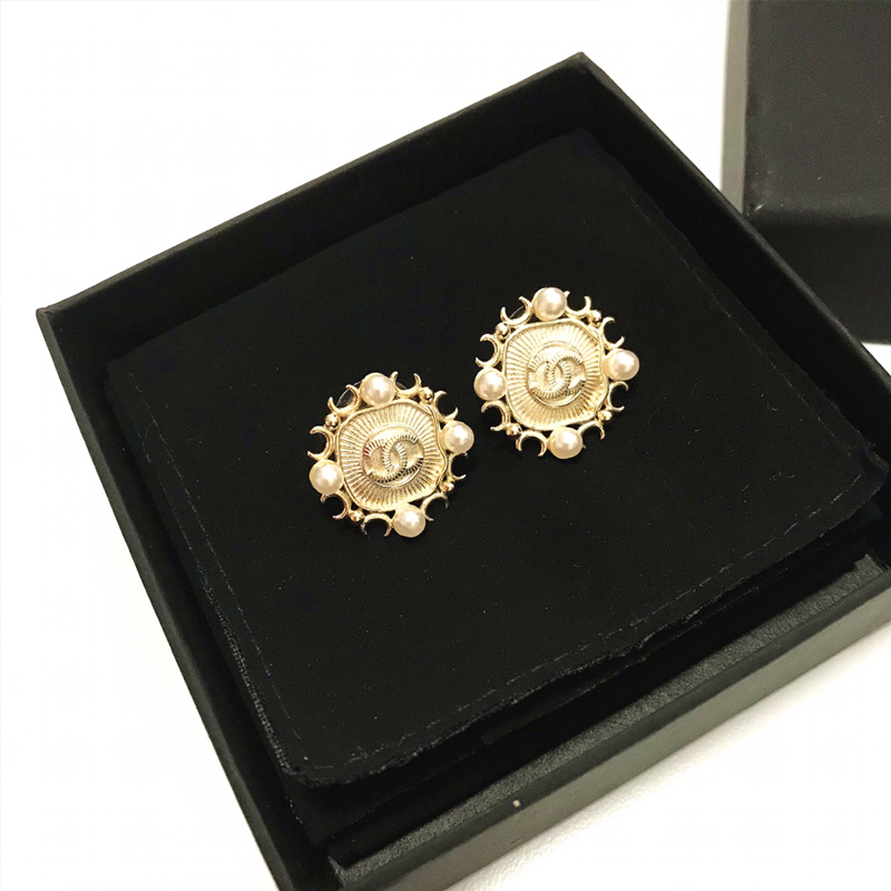 DI-E057 EARRING