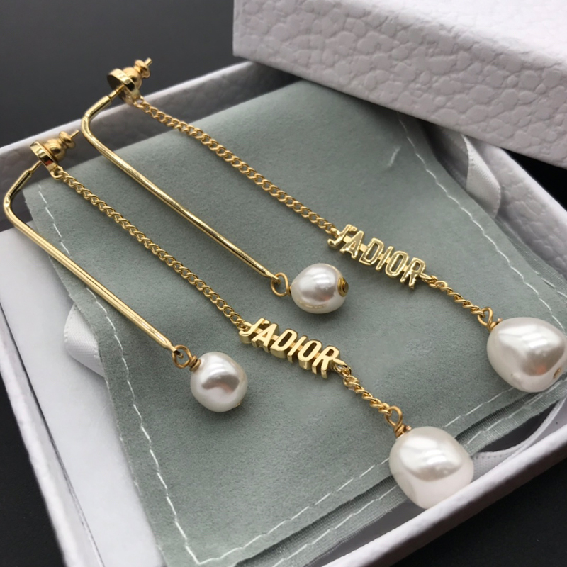 DI-E059 EARRING