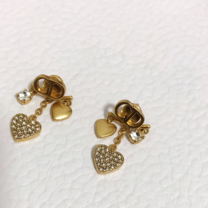 DI-E060 EARRING