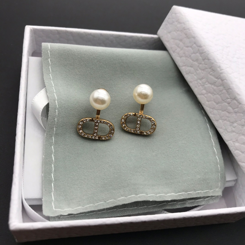 DI-E061 EARRING