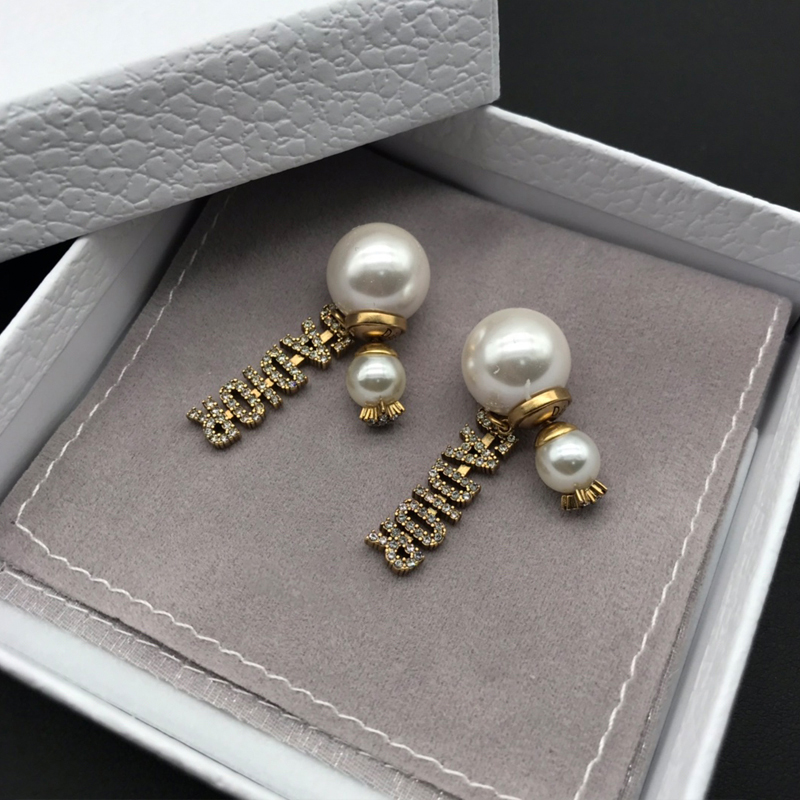 DI-E084 EARRING