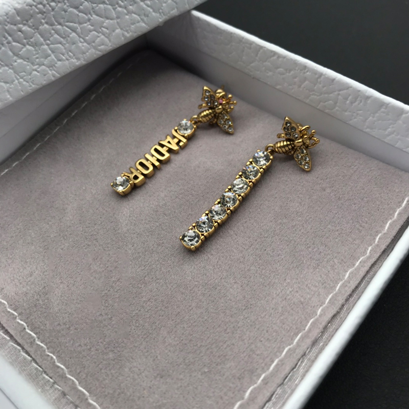 DI-E085 EARRING