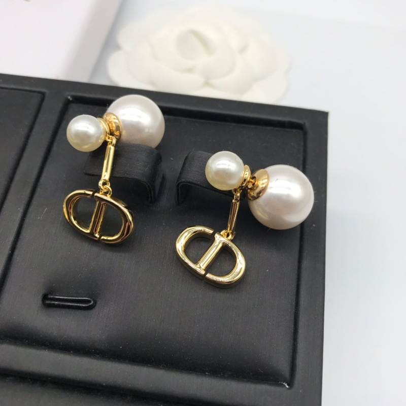 DI-E102 EARRING