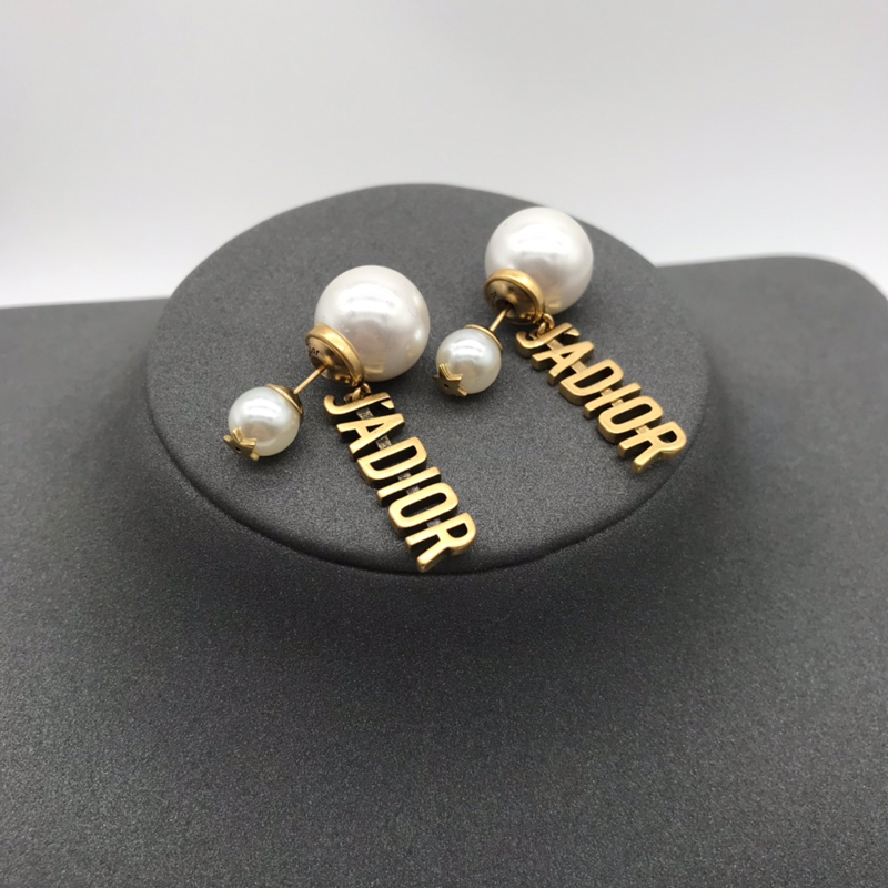 DI-E111 EARRING