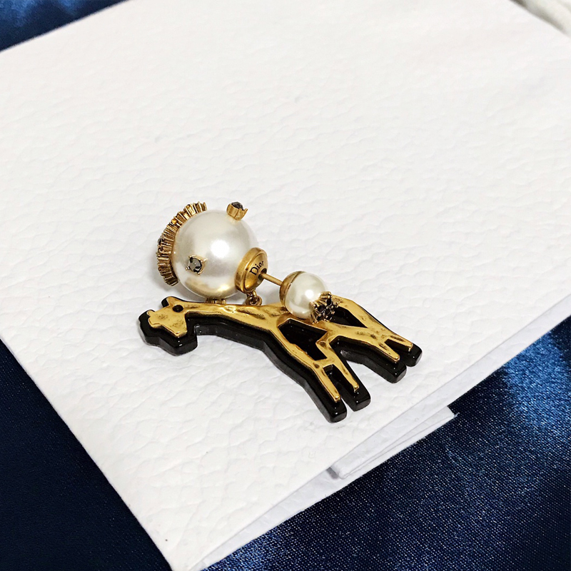 DI-E143 EARRING