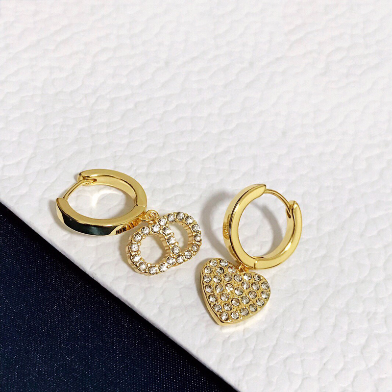 DI-E147 EARRING