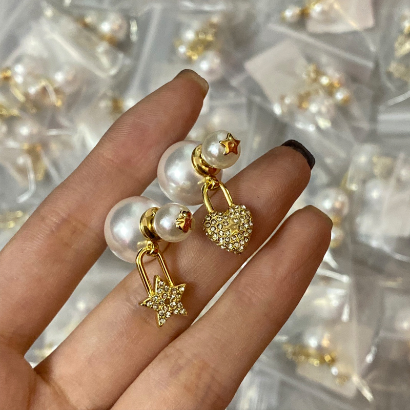 DI-E167 EARRING
