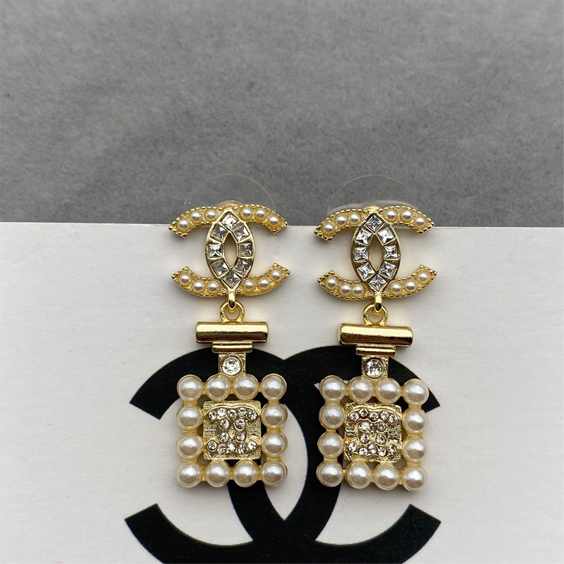 CH-E022 EARRING