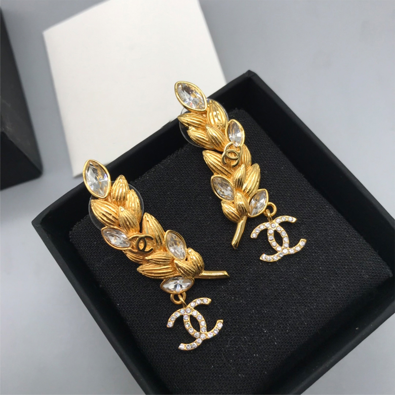 CH-E079 EARRING