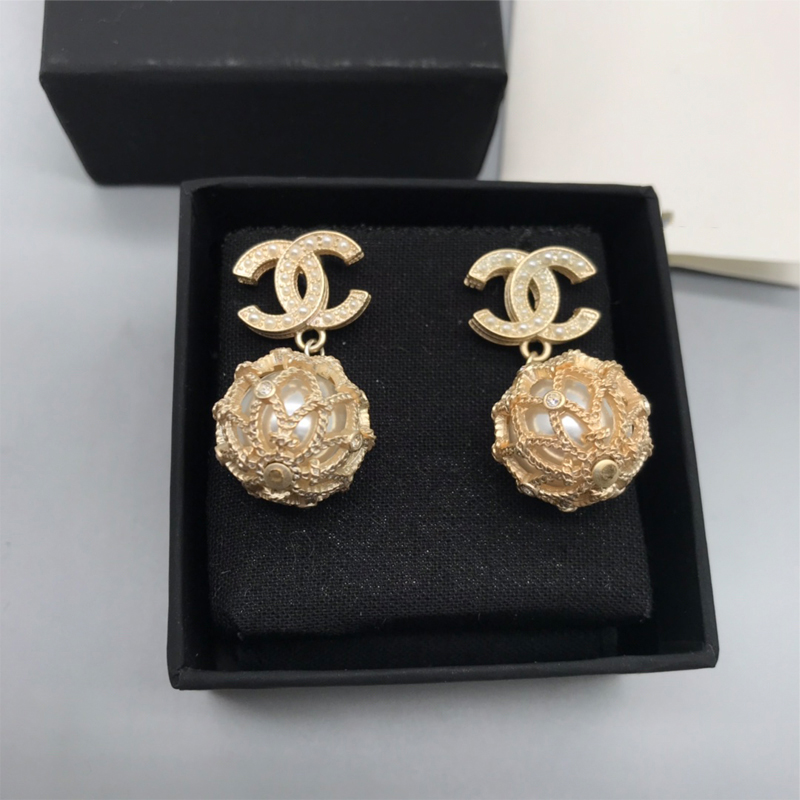 CH-E083 EARRING