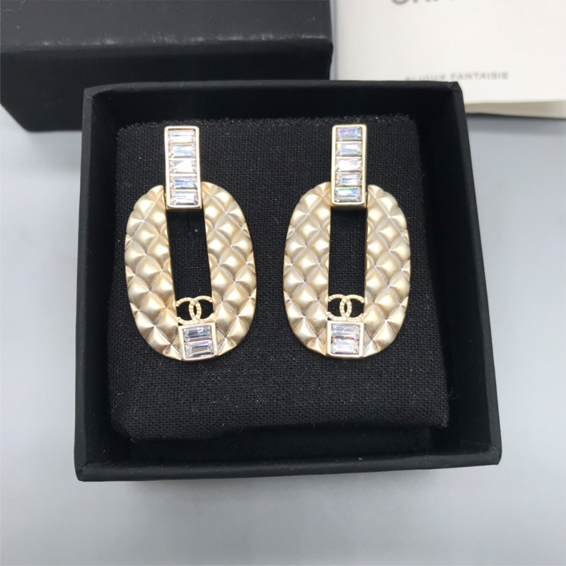 CH-E085 EARRING