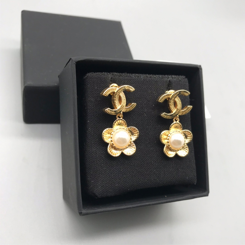 CH-E086 EARRING