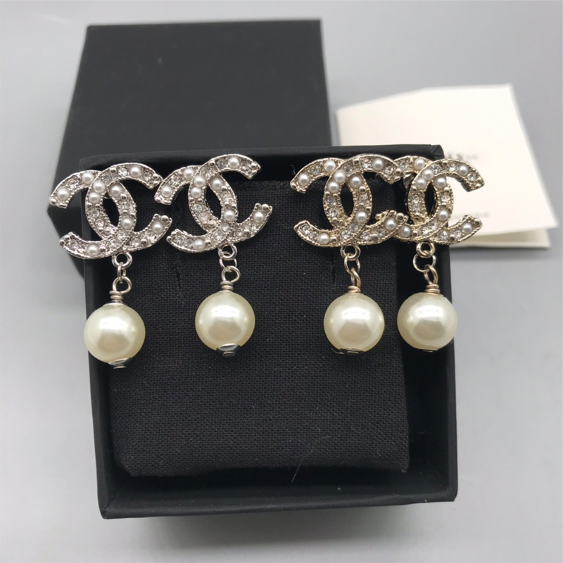 CH-E091 EARRING