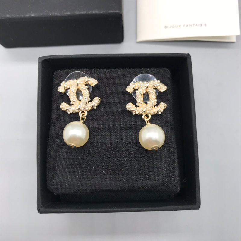 CH-E102 EARRING