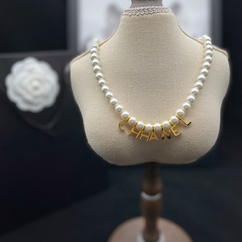CH-N021 NECKLACE