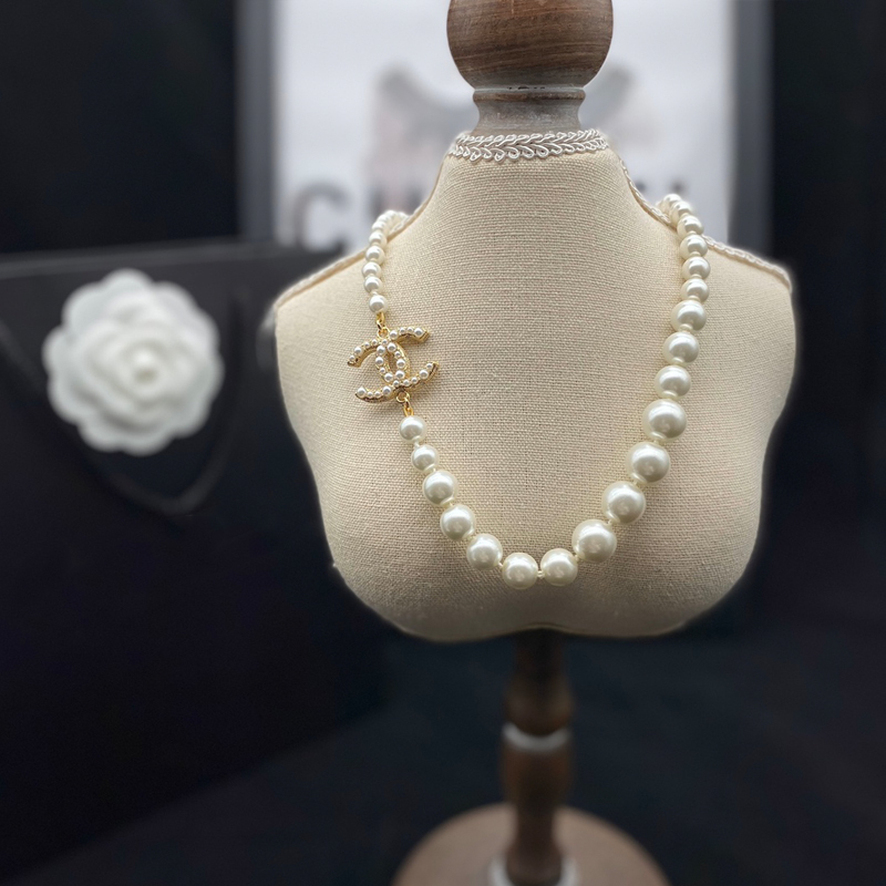 CH-N026 NECKLACE