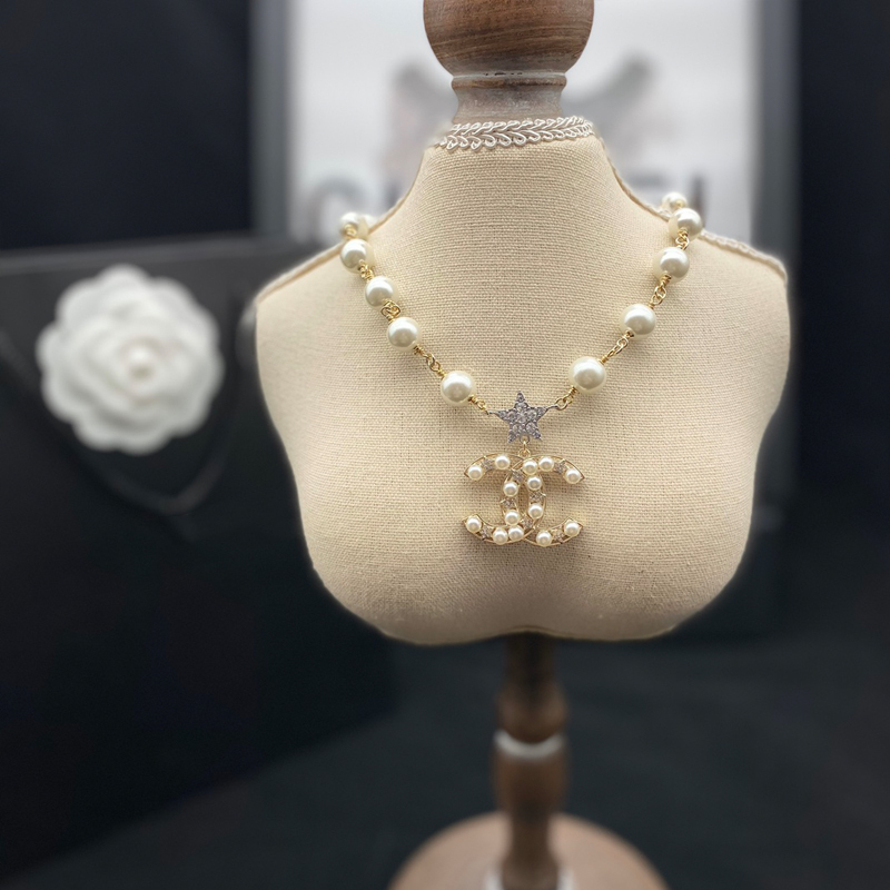 CH-N038 NECKLACE