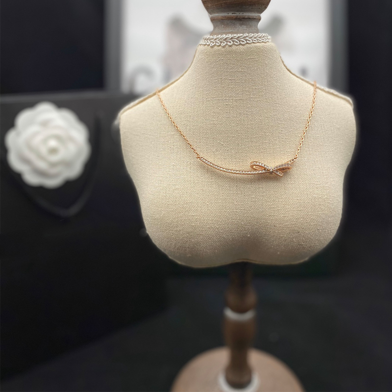 CH-N049 NECKLACE