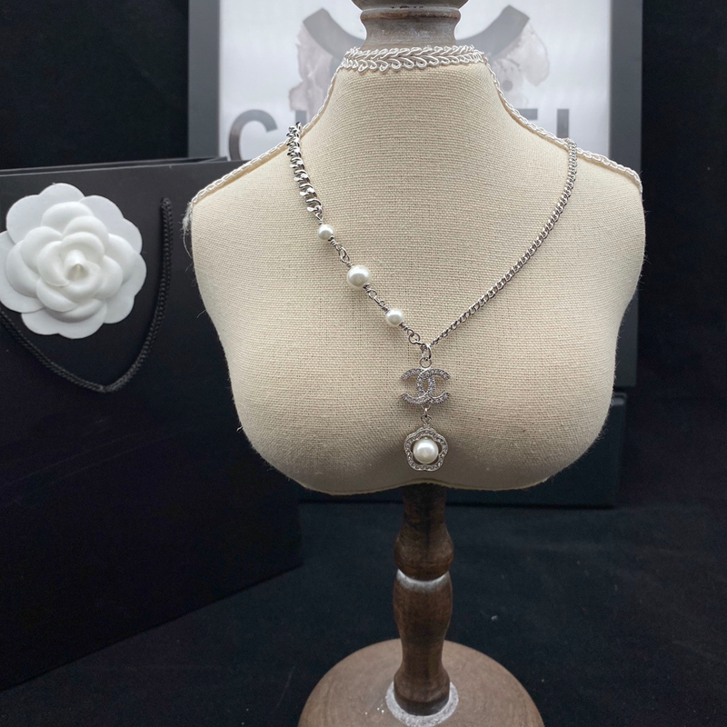 CH-N054 NECKLACE
