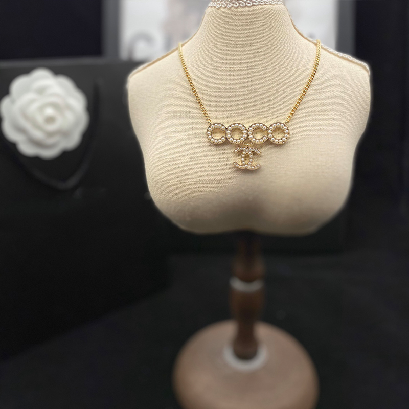 CH-N061 NECKLACE