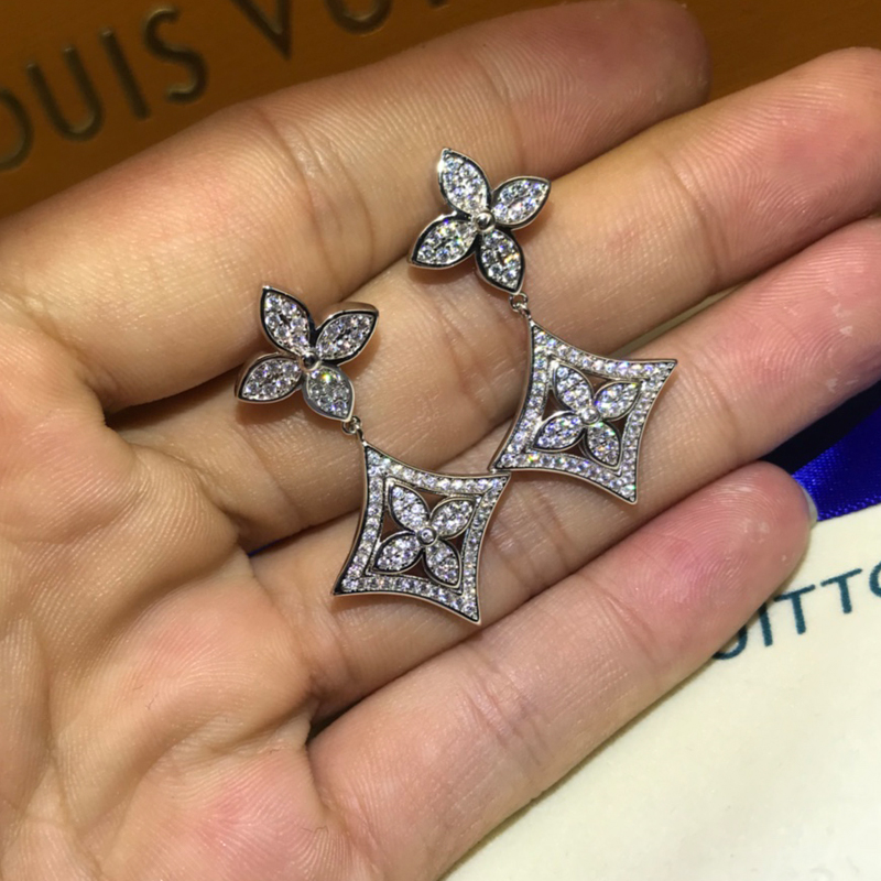 LV-E009 EARRING