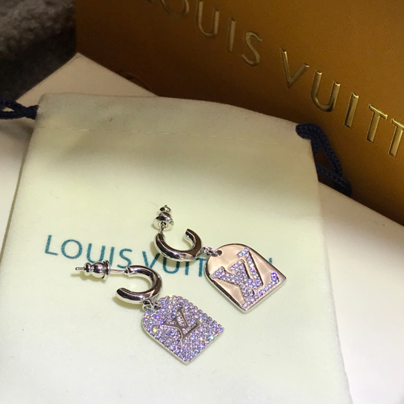 LV-E011 EARRING