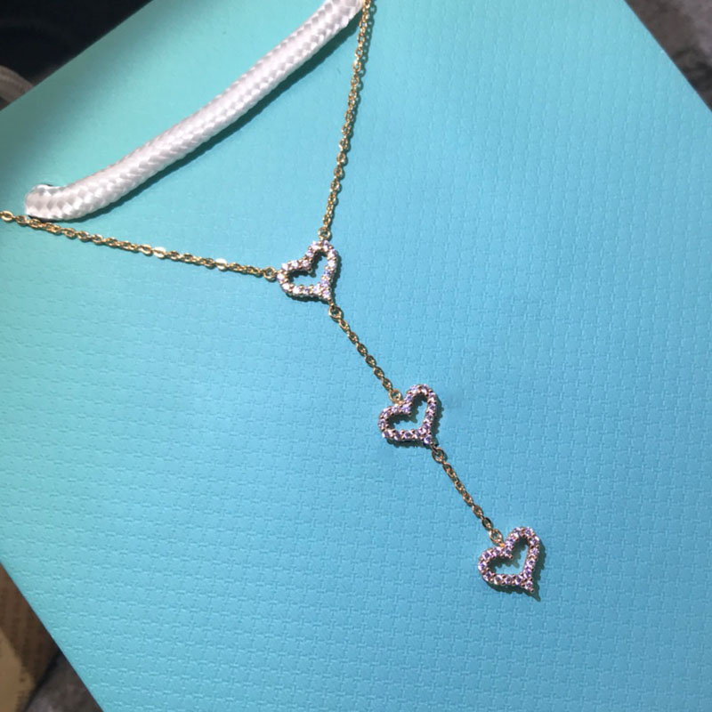 TI- N025 NECKLACE