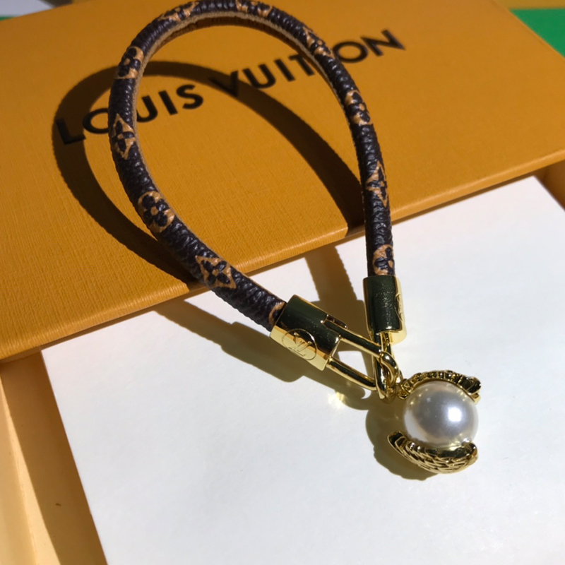 LV-B074 BRACELETS