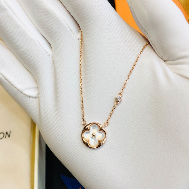 LV-N001 NECKLACE