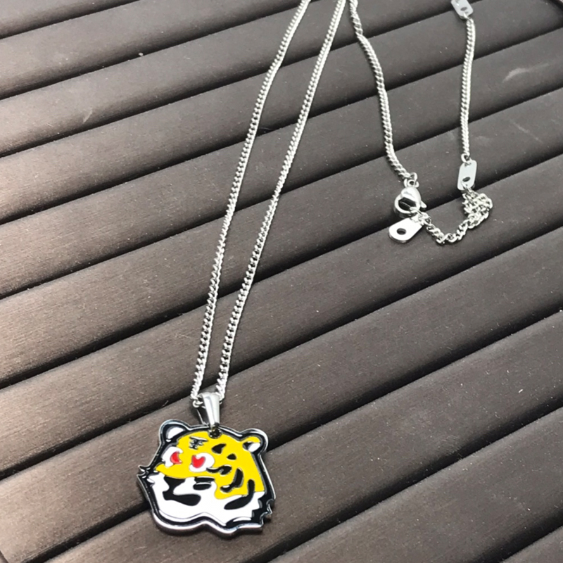 LV-N002 NECKLACE