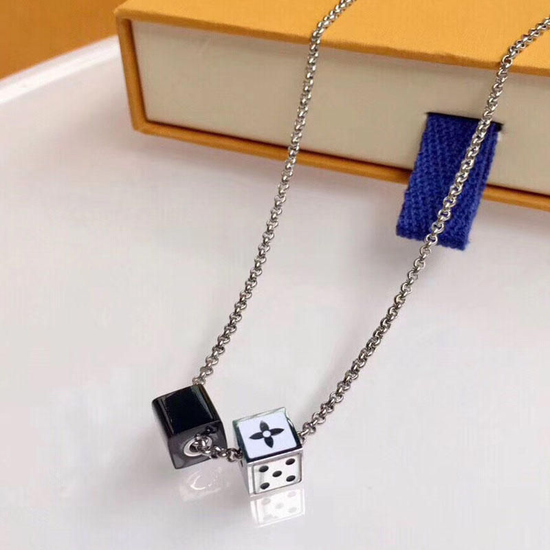 LV-N027 NECKLACE