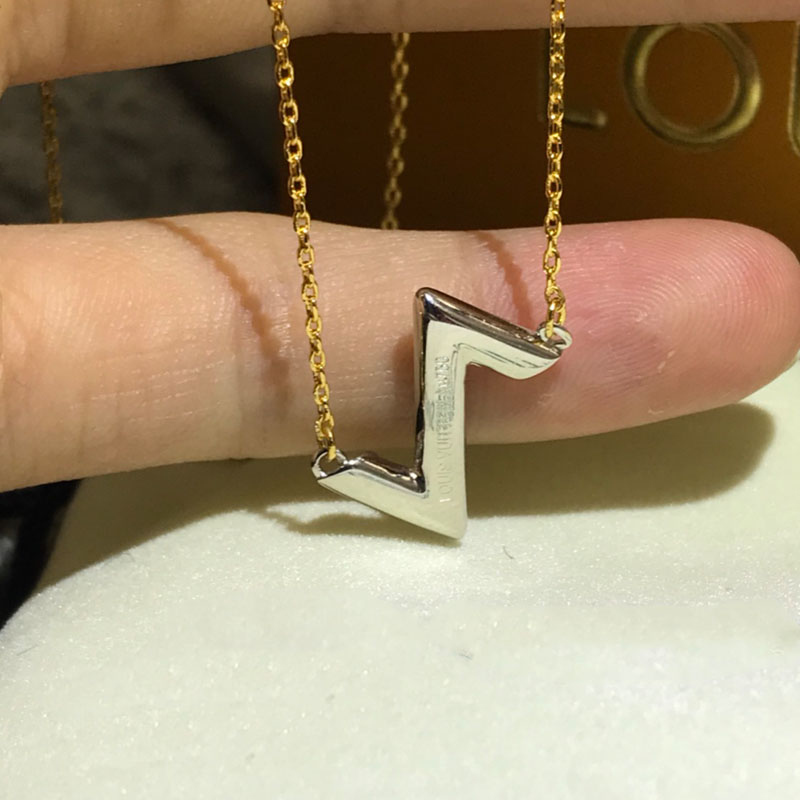 LV-N035 NECKLACE
