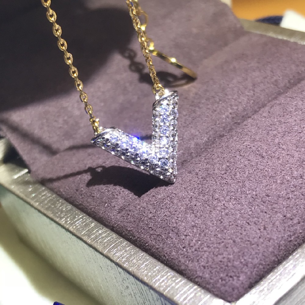LV-N045 NECKLACE